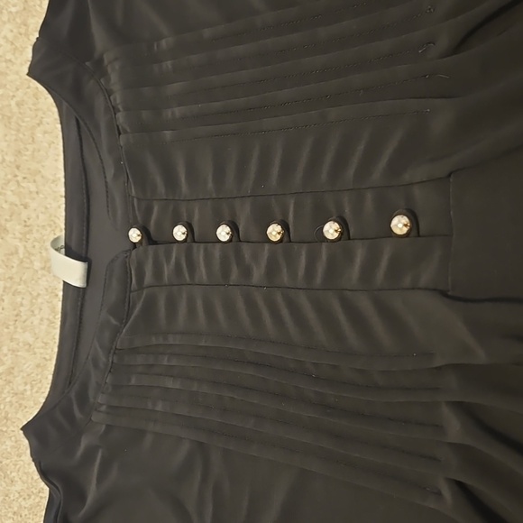 Women's Size L Black Shirt With Silver Buttons - Picture 3 of 4